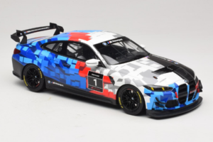 BMW M4 GT4 #1 Presentation 2024 Otto 1:18 OT1125 Rășină - imaginea 4 din 6