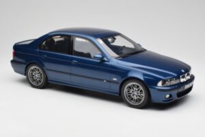 BMW M5 E39 Avus Albastru Otto 1:12 G073 Rășină - imaginea 4 din 6