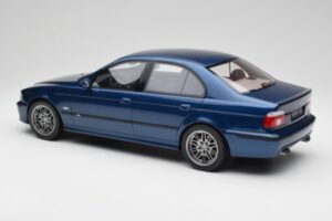 BMW M5 E39 Avus Albastru Otto 1:12 G073 Rășină - imaginea 5 din 6