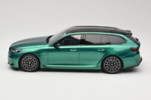 BMW M5 G99 Competition Touring Isle of Man Green GT Spirit 1:18 GT509 Rășină - imaginea 3 din 6