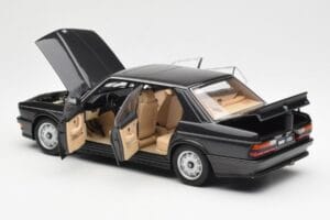 BMW M535i E28 Diamond Negru AUTOart 1:18 75162 Metal - imaginea 5 din 8