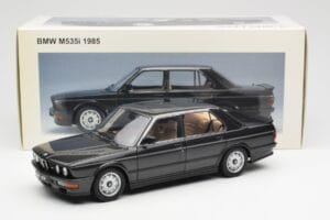 BMW M535i E28 Diamond Negru AUTOart 1:18 75162 Metal - imaginea 8 din 8