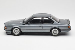 BMW M635 CSi E24 Shadow Line Delphin Metallic AUTOart 1:18 70529 Metal - imaginea 4 din 8