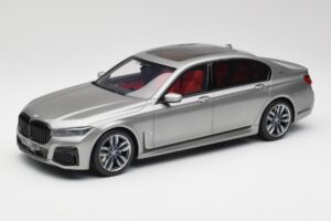 BMW M760i G12 V12 Final Edition Gri GT Spirit 1:18 GT478 Rășină