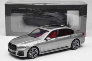 BMW M760i G12 V12 Final Edition Gri GT Spirit 1:18 GT478 Rășină - imaginea 6 din 6