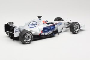 BMW Sauber F1.07 #10 R. Kubica Launch Version 2007 Minichamps 1:18 80430426995 Metal - imaginea 2 din 7
