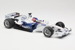 BMW Sauber F1.07 #10 R. Kubica Launch Version 2007 Minichamps 1:18 80430426995 Metal - imaginea 4 din 7
