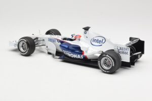 BMW Sauber F1.07 #10 R. Kubica Launch Version 2007 Minichamps 1:18 80430426995 Metal - imaginea 5 din 7