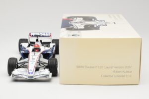 BMW Sauber F1.07 #10 R. Kubica Launch Version 2007 Minichamps 1:18 80430426995 Metal - imaginea 6 din 7