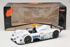 BMW V12 LMR #15 Y. Dalmas / J. Winkelhock / P. Martini 24 Hours of Le Mans Winner 1999 Maisto 1:18 56062 Metal - imaginea 8 din 8