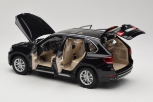 BMW X5 E70 Sapphire Black Paragon 1:18 PA-97071 Metal - imaginea 5 din 8