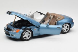 BMW Z3 E36/7 James Bond Goldeneye Albastru Metalizat UT Models 1:18 180024336 Metal - imaginea 2 din 8