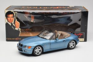 BMW Z3 E36/7 James Bond Goldeneye Albastru Metalizat UT Models 1:18 180024336 Metal - imaginea 8 din 8