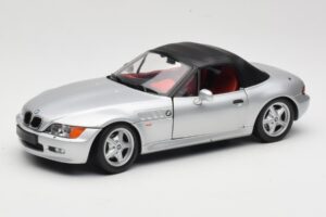 BMW Z3 Roadster 1.8 Argintiu UT Models 1:18 20404 Metal