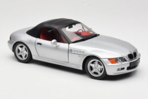 BMW Z3 Roadster 1.8 Argintiu UT Models 1:18 20404 Metal - imaginea 6 din 8