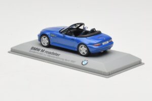 BMW Z3 Roadster 2.8 Albastru Minichamps 1:43 BMW003 Metal - imaginea 3 din 4