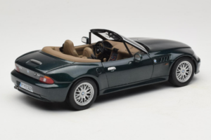 BMW Z3 Roadster 2.8 Verde Închis Ediție Dealer UT Models 1:18 80439411713 Metal - imaginea 3 din 8