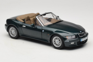 BMW Z3 Roadster 2.8 Verde Închis Ediție Dealer UT Models 1:18 80439411713 Metal - imaginea 6 din 8