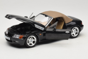 BMW Z3 Roadster Verde Ediție Dealer UT Models 1:18 80439411711 Metal - imaginea 2 din 8
