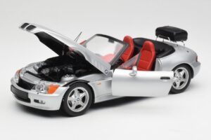 BMW Z3 Roadster Cu Suport Bagaje Argintiu UT Models 1:18 20407 Metal - imaginea 2 din 8