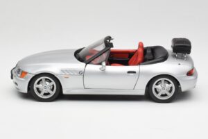 BMW Z3 Roadster Cu Suport Bagaje Argintiu UT Models 1:18 20407 Metal - imaginea 4 din 8