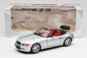 BMW Z3 Roadster Cu Suport Bagaje Argintiu UT Models 1:18 20407 Metal - imaginea 8 din 8