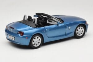 BMW Z4 E85 Albastru Metallic Motormax 1:18 73144 Metal - imaginea 3 din 8