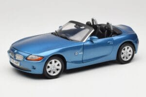 BMW Z4 E85 Albastru Metallic Motormax 1:18 73144 Metal