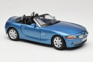 BMW Z4 E85 Albastru Metallic Motormax 1:18 73144 Metal - imaginea 6 din 8