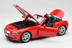 BMW Z4 E85 Roadster Roșu Bburago 1:18 34046 Metal - imaginea 2 din 8