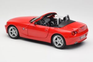 BMW Z4 E85 Roadster Roșu Bburago 1:18 34046 Metal - imaginea 7 din 8