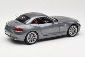 BMW Z4 E89 sDrive 35i Space Grey Metallic Kyosho 1:18 80432147085 Metal - imaginea 3 din 8