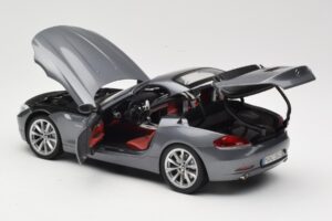 BMW Z4 E89 sDrive 35i Space Grey Metallic Kyosho 1:18 80432147085 Metal - imaginea 5 din 8