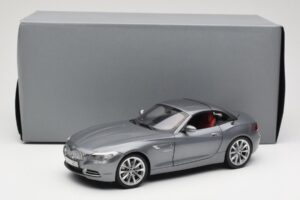 BMW Z4 E89 sDrive 35i Space Grey Metallic Kyosho 1:18 80432147085 Metal - imaginea 8 din 8
