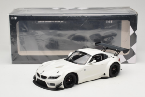 BMW Z4 GT3 E89 Alb Minichamps 1:18 151122301 Metal - imaginea 6 din 6