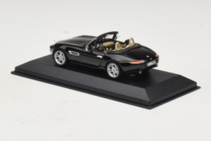 BMW Z8 Cabriolet Negru Minichamps 1:43 80420026607-R1 Metal - imaginea 3 din 4