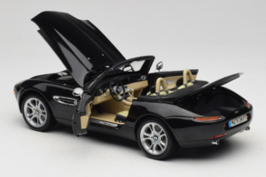 BMW Z8 Negru Kyosho 1:18 80439411729 Metal - imaginea 5 din 9