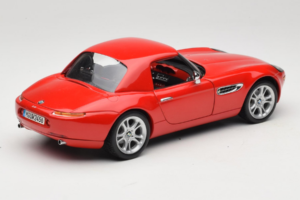 BMW Z8 Roșu Kyosho 1:18 80439411730 Metal - imaginea 4 din 9