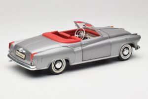 Borgward Isabella Cabriolet Argintiu Revell 1:18 8411 Metal - imaginea 3 din 8