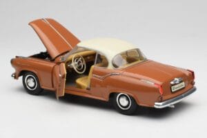 Borgward Isabella Coupe Bronz Alb Revell 1:18 08982 Metal - imaginea 8 din 8