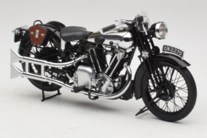 Brough Superior SS 100 T. E. Lawrence Minichamps 1:18 122135500 Metal - imaginea 4 din 6