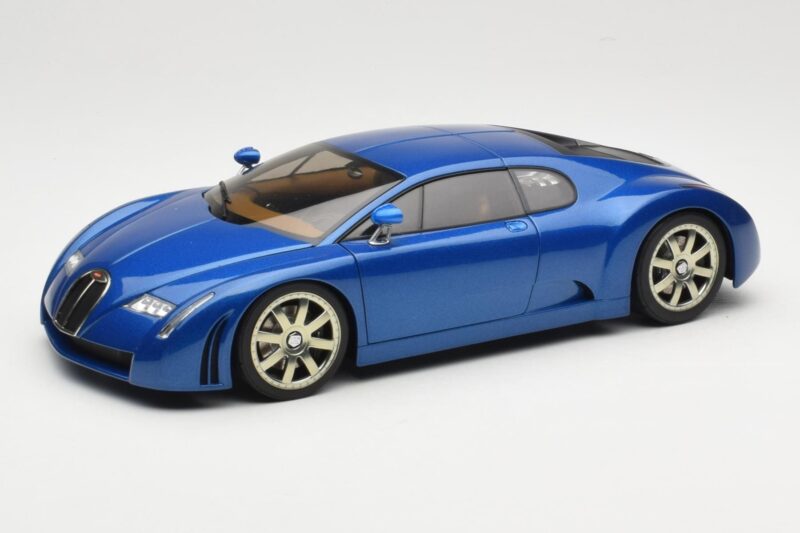 Bugatti EB 18.3 Chiron Albastru AUTOart 1:18 70911 Metal