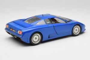 Bugatti EB110 Albastru Închis Bburago 1:18 3035-DB Metal - imaginea 3 din 8