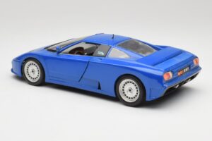 Bugatti EB110 Albastru Închis Bburago 1:18 3035-DB Metal - imaginea 7 din 8