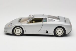 Bugatti EB110 Argintiu Bburago 1:18 3035-S Metal - imaginea 4 din 8