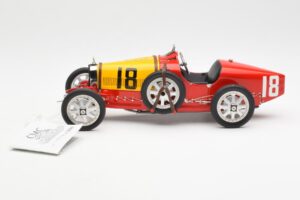 Bugatti T35 National Colors Spain CMC 1:18 M-100-B-016 Metal - imaginea 3 din 6
