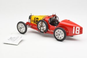 Bugatti T35 National Colors Spain CMC 1:18 M-100-B-016 Metal - imaginea 5 din 6