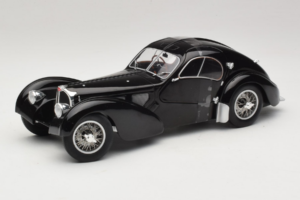 Bugatti Type 57 SC Atlantic Negru Solido 1:18 S1802101 Metal
