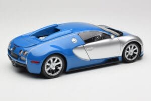 Bugatti Veyron Edition Centenaire Chrome Blue Minichamps 1:18 100110850-O Metal - imaginea 3 din 7