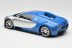 Bugatti Veyron Edition Centenaire Chrome Blue Minichamps 1:18 100110850-O Metal - imaginea 6 din 7